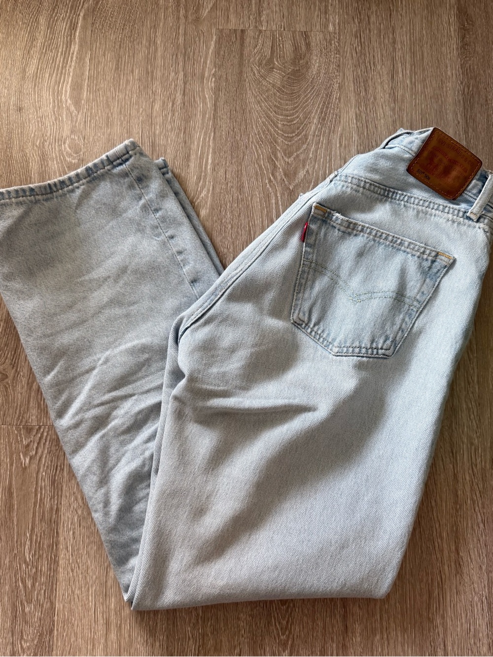 Levi’s 501 ‘90s Jeans Light Wash Straight Leg 27 Waist Vintage Style